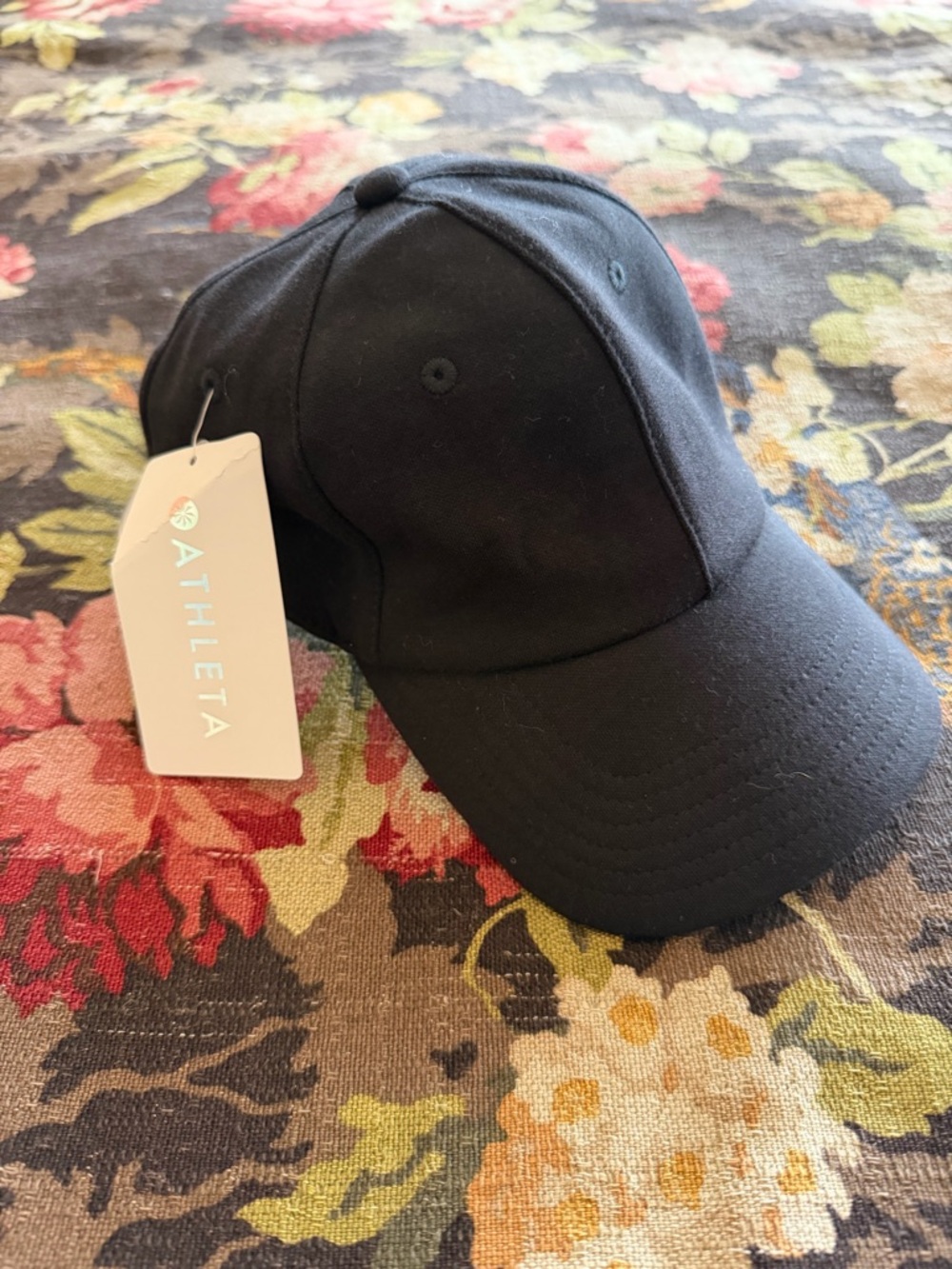 Athleta Triumph Kinetic Baseball Cap